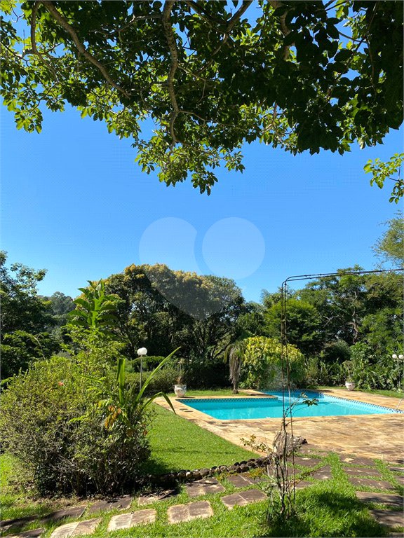 Sítio à venda com 4 quartos, sendo 3 suítes, em Aguas de Igaratá, Igaratá, SP