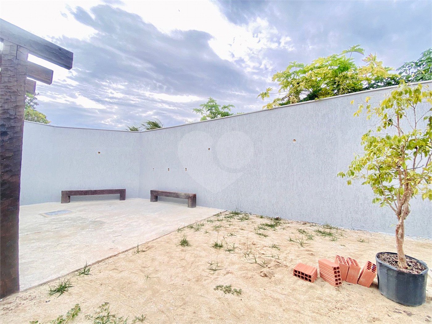 Casa à venda com 2 quartos, sendo 1 suíte,  em São José, Armação dos Búzios, RJ