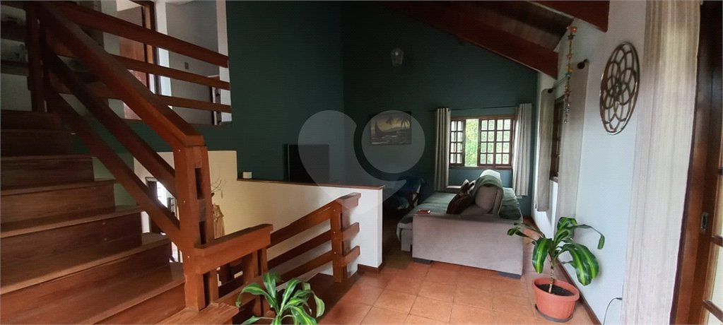 Casa à venda com 4 suítes no condomínio Alpes da Cantareira, Mairiporã - SP