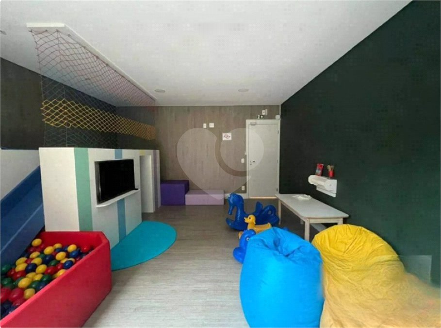 Apartamento à venda com 3 quartos, sendo 2 suítes, em Barueri, Barueri, SP