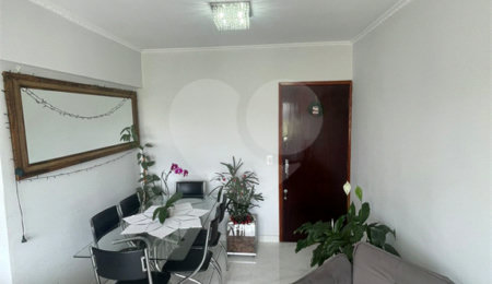 Apartamento à venda com 2 quartos em Vila Campestre, São Paulo, SP