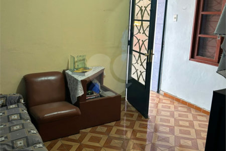 Casa à venda com 3 quartos, sendo 1 suíte, em Vila Jaguara, São Paulo, SP