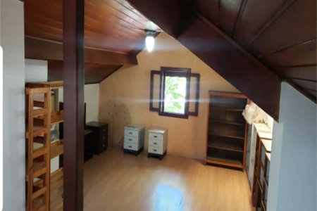 Casa à venda com 4 quartos, sendo 2 suítes, no condomínio Vila das Flores, São Paulo - SP