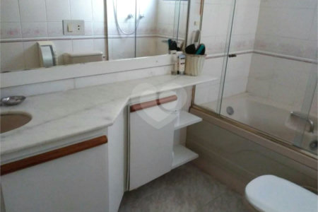 Apartamento à venda com 4 quartos, sendo 2 suítes, em Santa Teresinha, São Paulo, SP