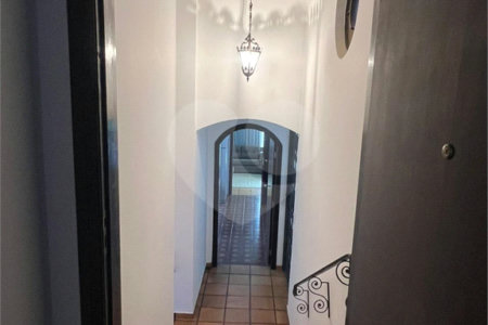 Casa à venda com 5 quartos, sendo 4 suítes, em Parque Maria Helena, São Paulo, SP
