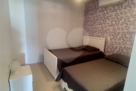 Casa à venda ou para alugar com 4 suítes no condomínio Sambaqui, São Sebastião - SP