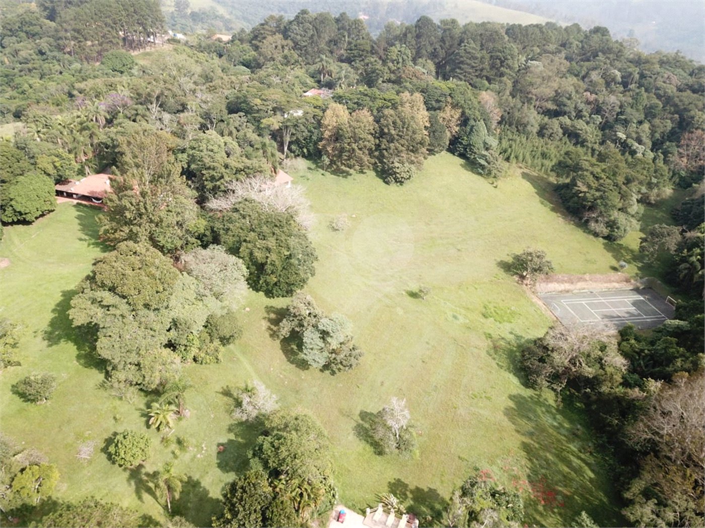 Chácara à venda com 5 quartos em Volta Grande (são João Novo), São Roque, SP