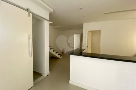Apartamento à venda com 3 quartos, sendo 1 suíte, em Baeta Neves, São Bernardo do Campo, SP