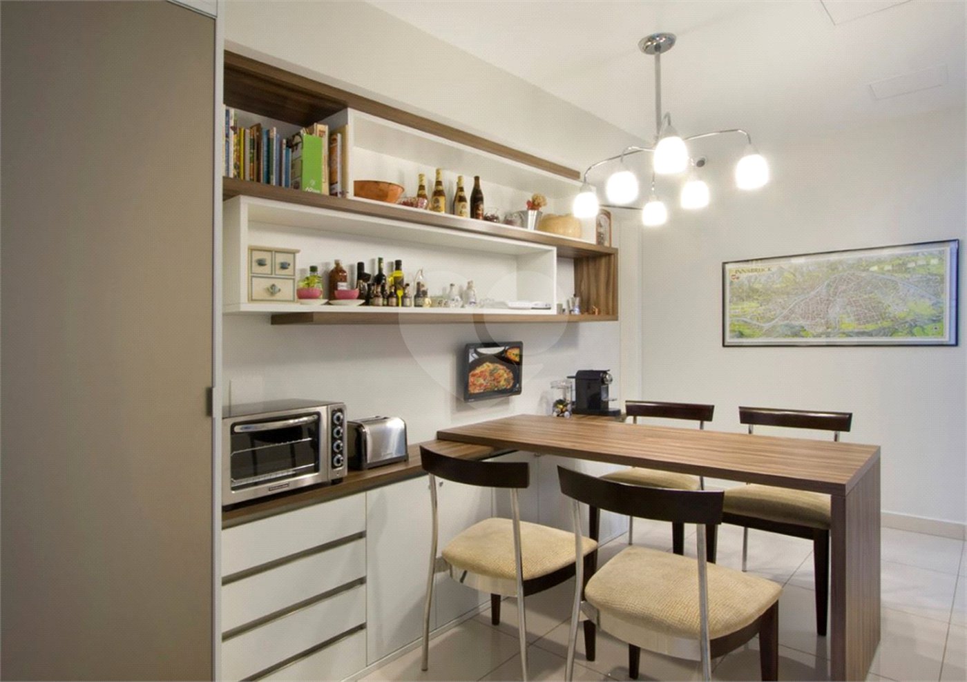 Apartamento à venda no Campo Belo de 385 metros quadrados 04 suítes 05 vagas.