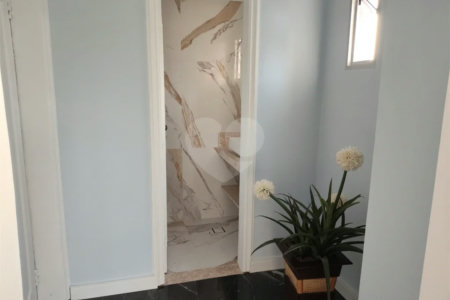 Belíssimo apartamento de 168,62m² no Belenzinho todo reformado com 3 dorm e 2 vagas .Aceita Permuta