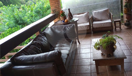 Casa à venda com 3 quartos, sendo 1 suíte,  no condomínio Vale da Santa Fé, Vinhedo - SP