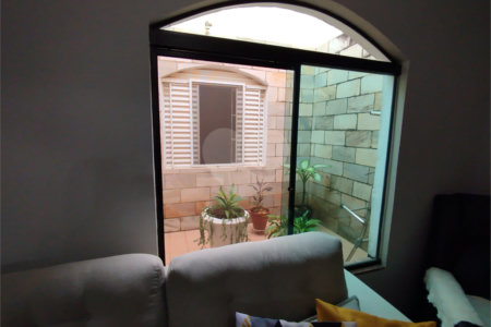 Casa à venda com 3 quartos, sendo 1 suíte, em Jardim Leocádia, Sorocaba, SP