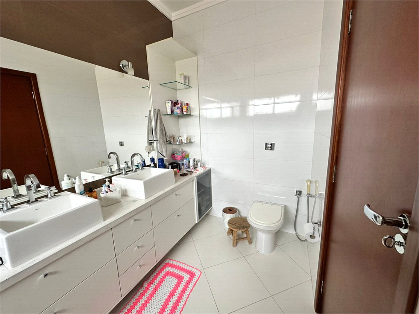 Casa à venda com 3 quartos, sendo 1 suíte, no condomínio Ibiti Royal Park, Sorocaba - SP