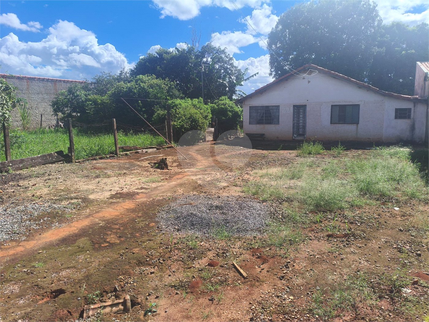 Sítio à venda com 2 quartos em Retiro Santana, Itapetininga, SP
