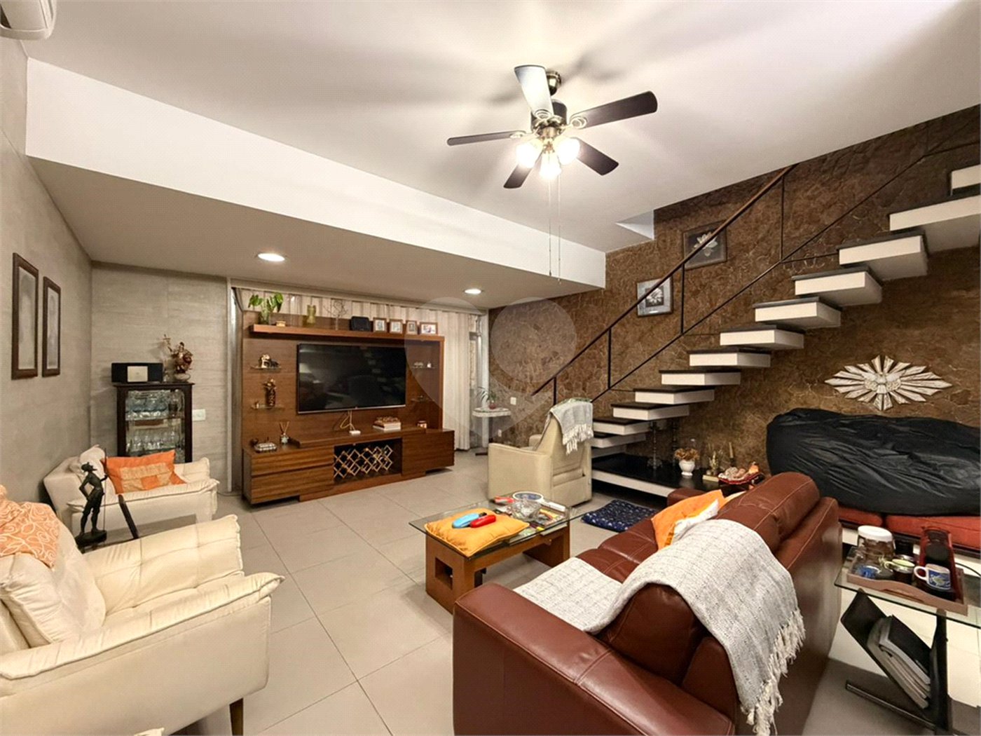 Casa para alugar com 7 quartos, sendo 2 suítes,  em Tijuca, Rio de Janeiro, RJ