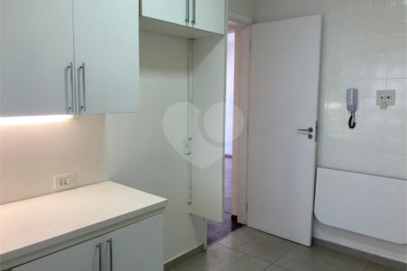 Apartamento para alugar com 3 quartos em Chácara Santo Antônio, São Paulo, SP