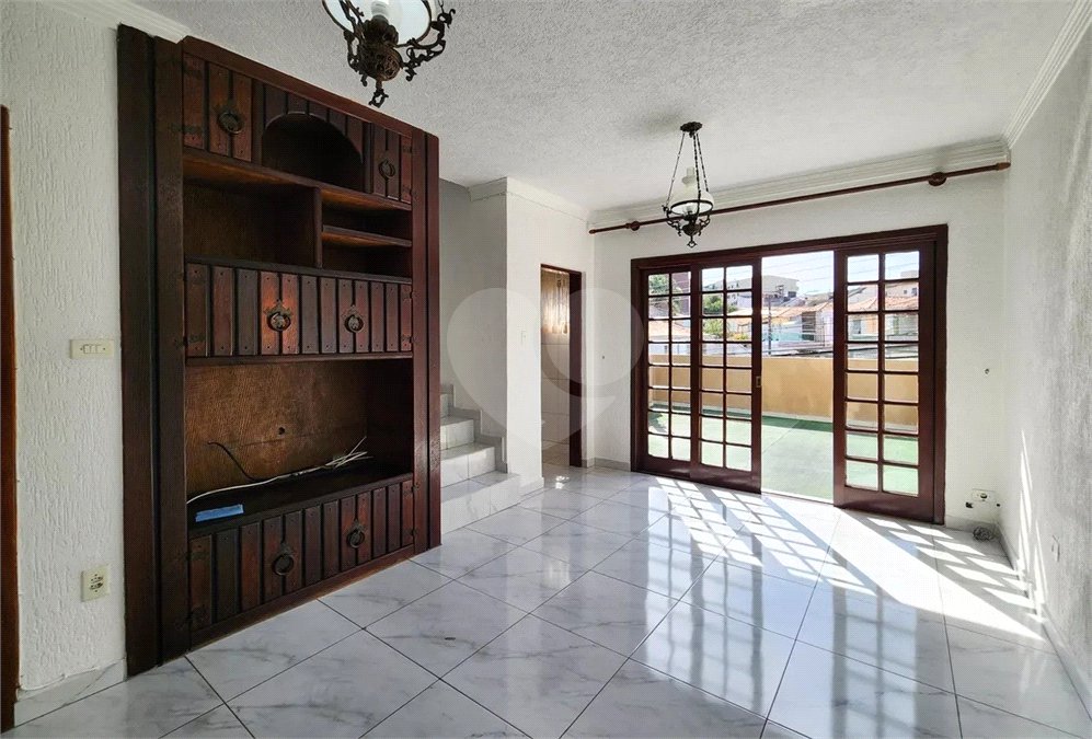 Sobrado à venda com 3 quartos, sendo 1 suíte, em Nova Petrópolis, São Bernardo do Campo, SP
