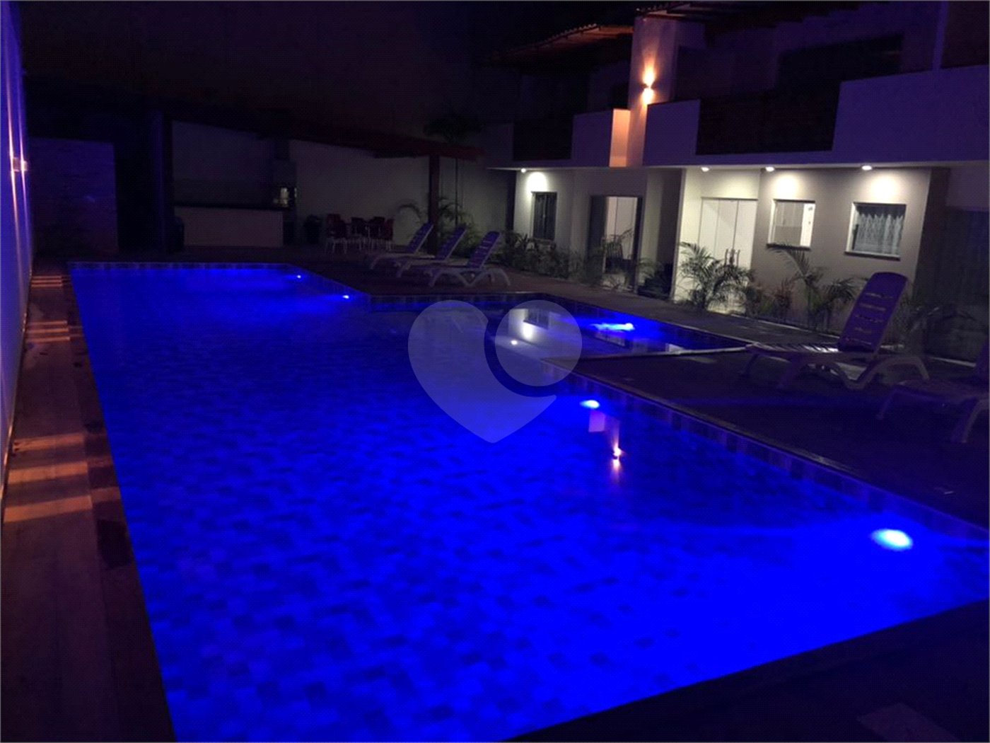 Apartamento à venda com 1 quarto em Orla Norte, Porto Seguro, BA