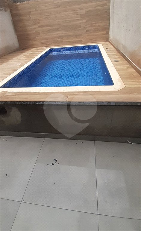 Sobrado à venda com 3 suítes em Loteamento Loanda, Atibaia, SP