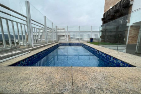 Apartamento à venda com 4 quartos, sendo 3 suítes,  em Vila Oliveira, Mogi das Cruzes, SP