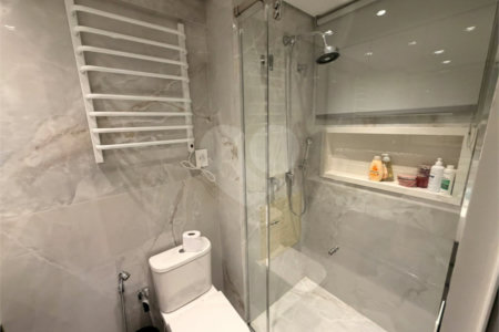 Apartamento à venda com 3 quartos, sendo 1 suíte,  em Granja Julieta, São Paulo, SP