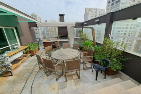 Apartamento à venda com 3 suítes em Campo Belo, São Paulo, SP