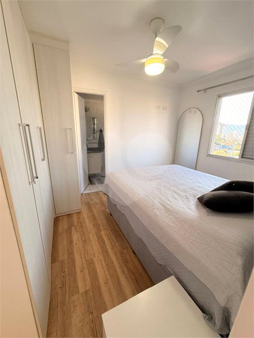 Apartamento à venda com 3 quartos, sendo 1 suíte,  em Parque Santana, Mogi das Cruzes, SP