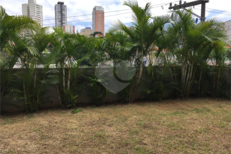 Casa à venda com 4 quartos, sendo 3 suítes,  em Vila Monumento, São Paulo, SP