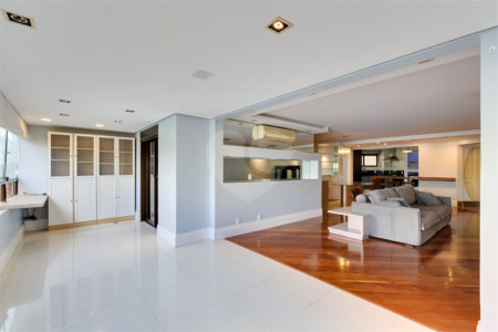 Apartamento à venda com 4 quartos, sendo 3 suítes, em Granja Julieta, São Paulo, SP