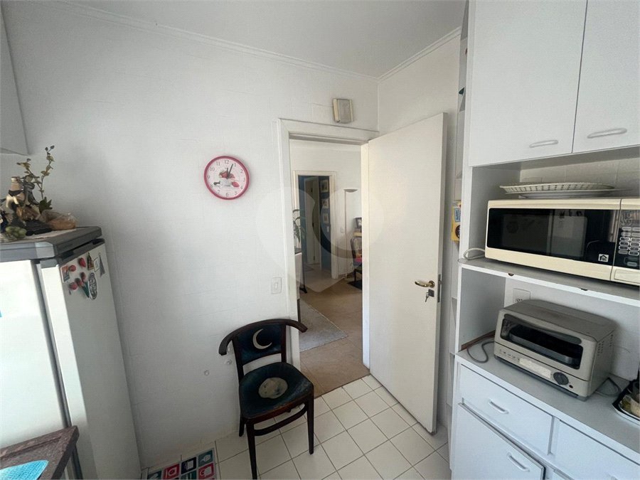 Apartamento à venda com 3 quartos, sendo 2 suítes,  em Jardim Paulista, São Paulo, SP