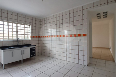 Sobrado à venda com 2 quartos em Jardim Ana Maria, Sorocaba, SP
