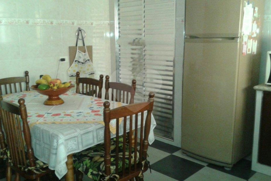 Sobrado à venda com 2 suítes em Tremembé, São Paulo, SP
