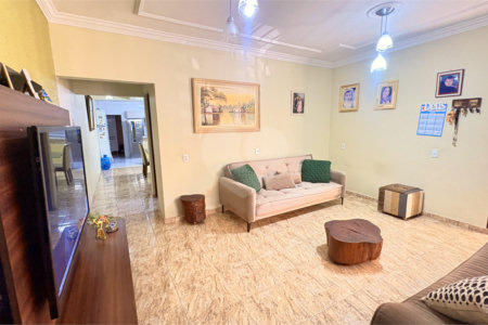 Sobrado à venda com 3 quartos, sendo 1 suíte, em Jardim São Guilherme, Sorocaba, SP