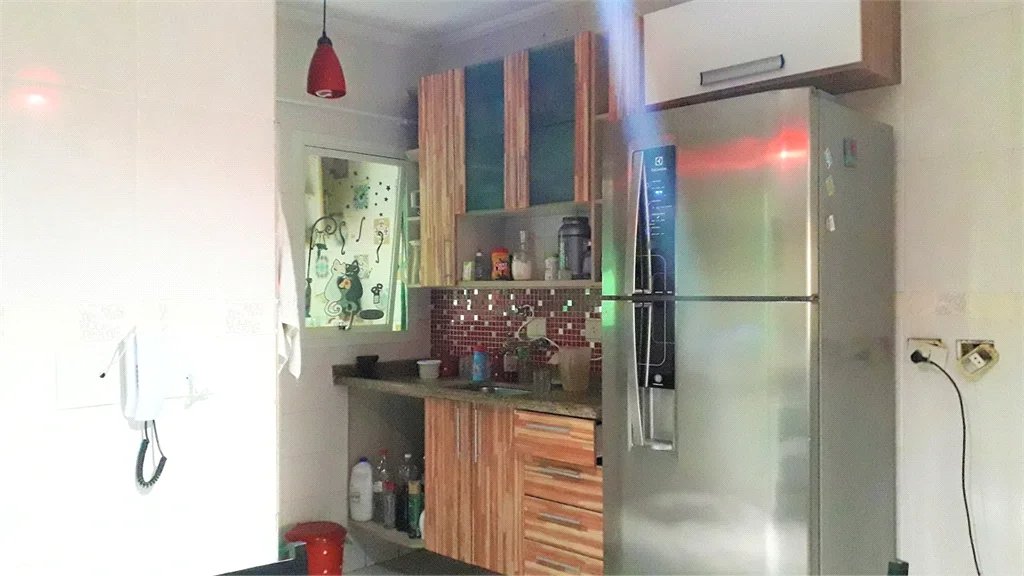 Casa à venda com 3 quartos, sendo 1 suíte,  no condomínio Jardim das Palmas, São Paulo - SP