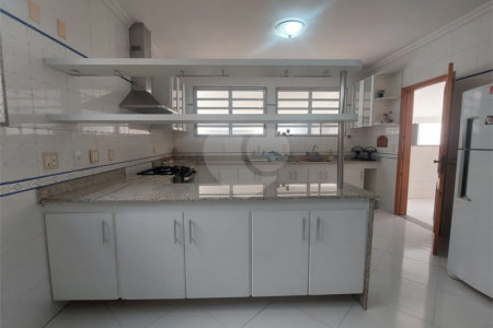 Casa à venda com 3 suítes no condomínio Rio Mar..., Rio de Janeiro - RJ