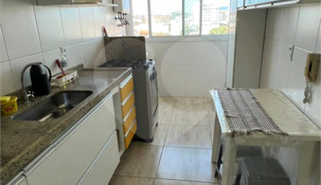 Apartamento à venda com 2 quartos, sendo 1 suíte, no Centro, Cabo Frio, RJ