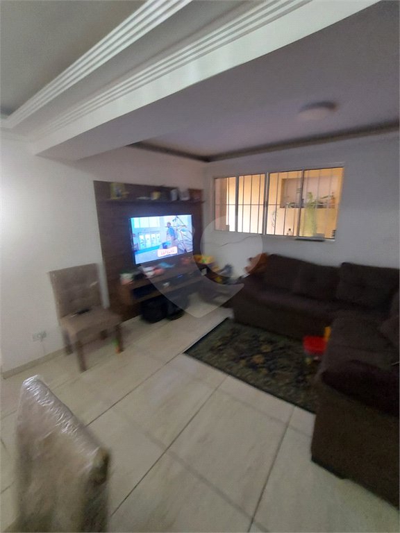 Sobrado à venda com 8 quartos no Brasilândia, São Paulo, SP