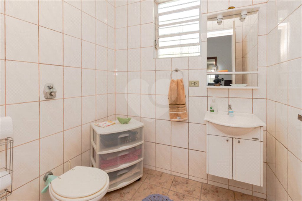 Casa à venda com 4 quartos, sendo 3 suítes, em Vila Pirajussara, São Paulo, SP