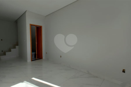 Casa de Vila à venda com 2 suítes em Wanel Ville, Sorocaba, SP