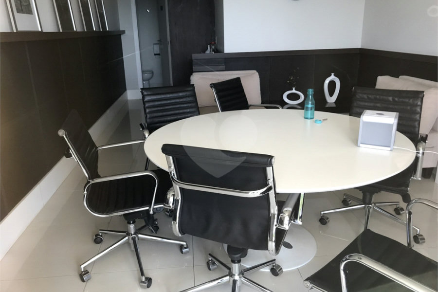 Apartamento à venda com 2 quartos, sendo 1 suíte, em Perdizes, São Paulo, SP