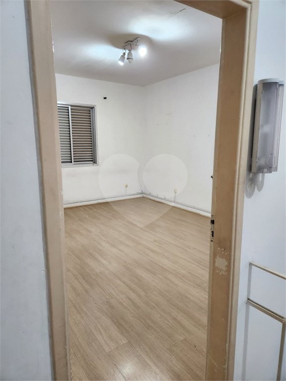 Sobrado à venda com 4 quartos em Vila Dom Pedro I, São Paulo, SP