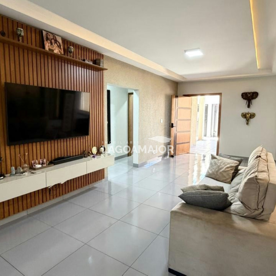 Casa à venda com 3 suítes em Jardim dos Ipes, Três Lagoas, MS