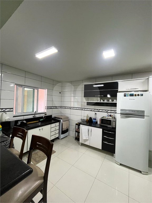 Sobrado à venda com 3 quartos, sendo 1 suíte, em Vila Piauí, São Paulo, SP