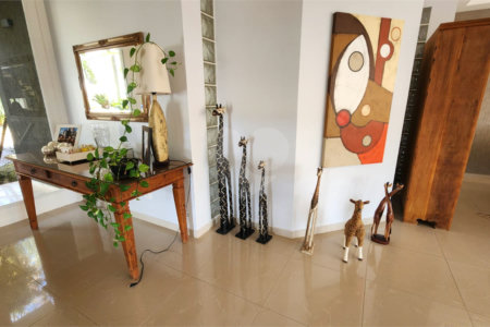 Casa à venda ou para alugar com 5 suítes no condomínio Residencial Jardim Primavera, Louveira - SP