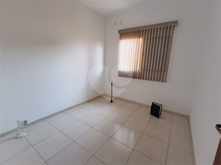 Casa à venda com 3 quartos, sendo 1 suíte,  em Loteamento Jardim do Sol (mailasqui), São Roque, SP