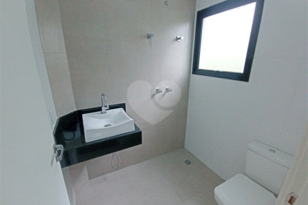 Casa à venda com 3 suítes no condomínio Reserva dos Jatobás, Louveira - SP