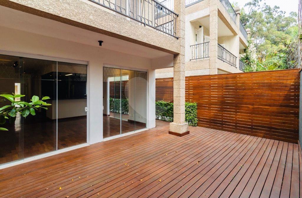 Casa à venda com 3 quartos, sendo 1 suíte,  no condomínio Reserva do Visconde, São Paulo - SP