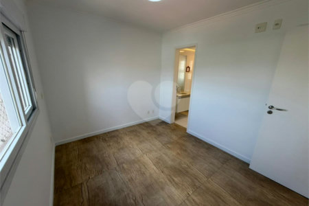 Apartamento à venda com 3 quartos, sendo 1 suíte, em Jardim Aeroporto, São Paulo, SP