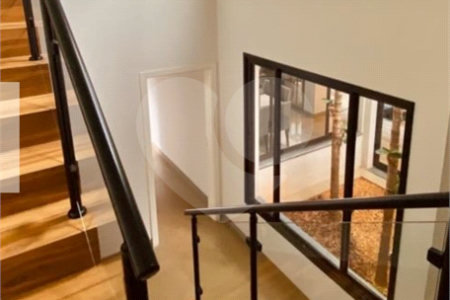 Casa à venda com 4 quartos, sendo 3 suítes, em Residencial Portal dos Oitis, Araraquara, SP