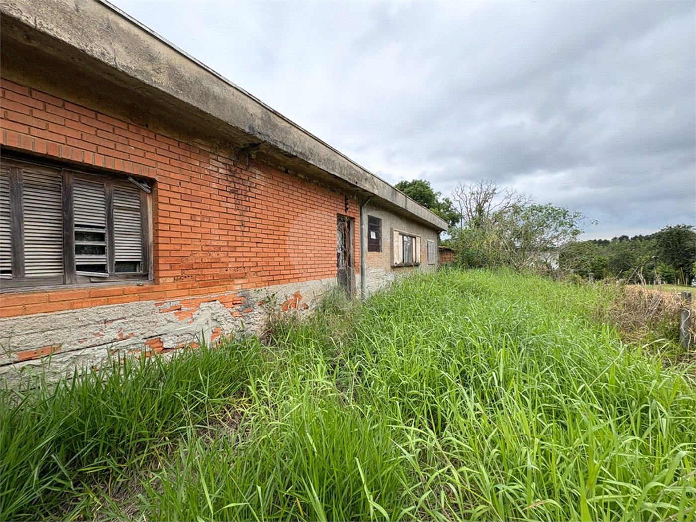 Área de Terra à venda ou para alugar com 2 quartos em Chácaras Reunidas Guaio, Suzano, SP
